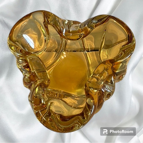 VINTAGE retro yellow/gold glass ashtray decor - Picture 1 of 5